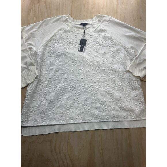 Tommy Hilfiger Sweaters - Tommy Hilfiger Sweater Plus 2X Cutout Floral White Rayon Blend